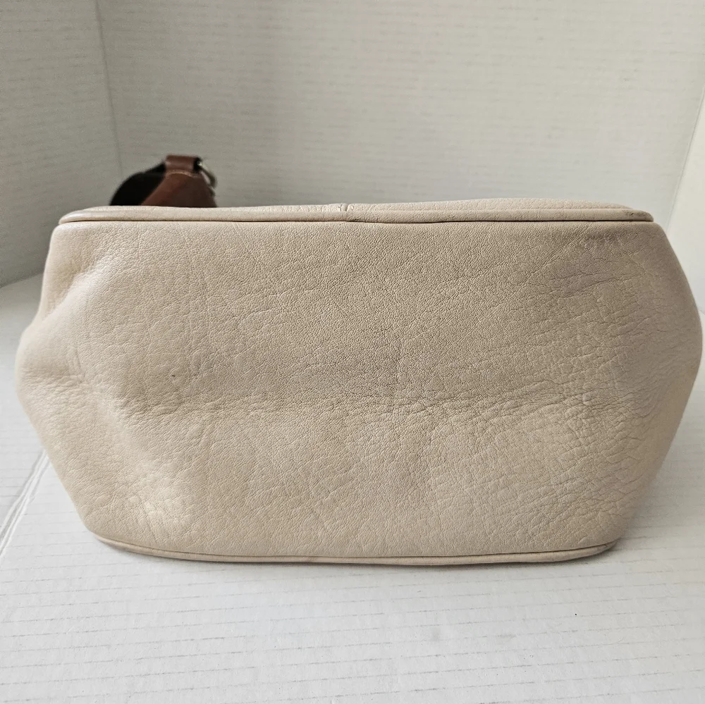 Dooney and‎ Bourke All Weather leather Hobo Shoulder bag